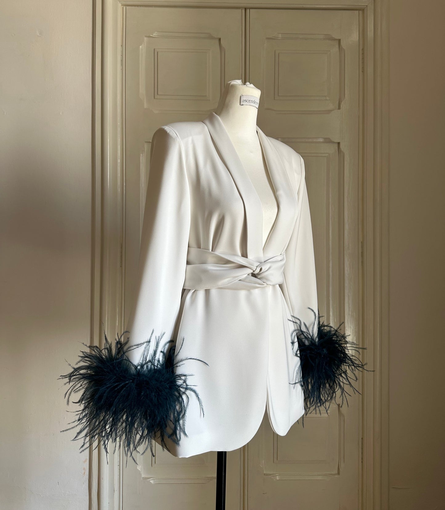 COORD MEDEA costum